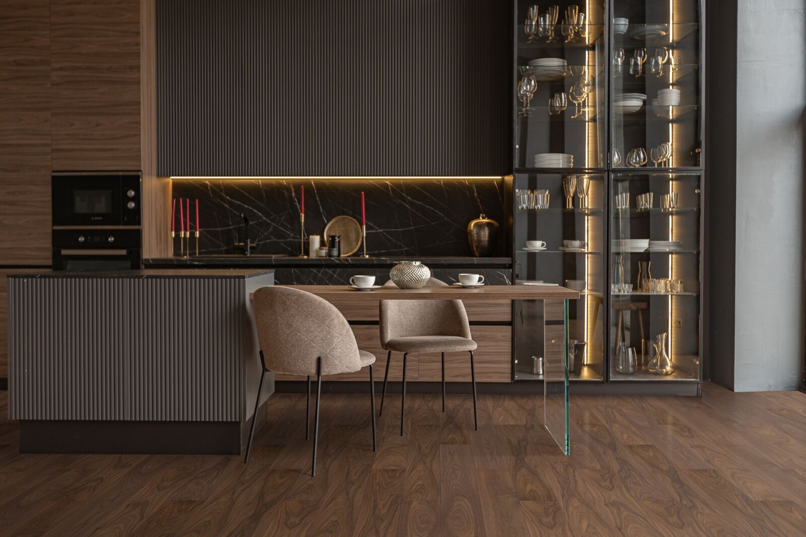 STAR WOOD | The hybrid that combines a wooden surface with the resistance of an SPC support